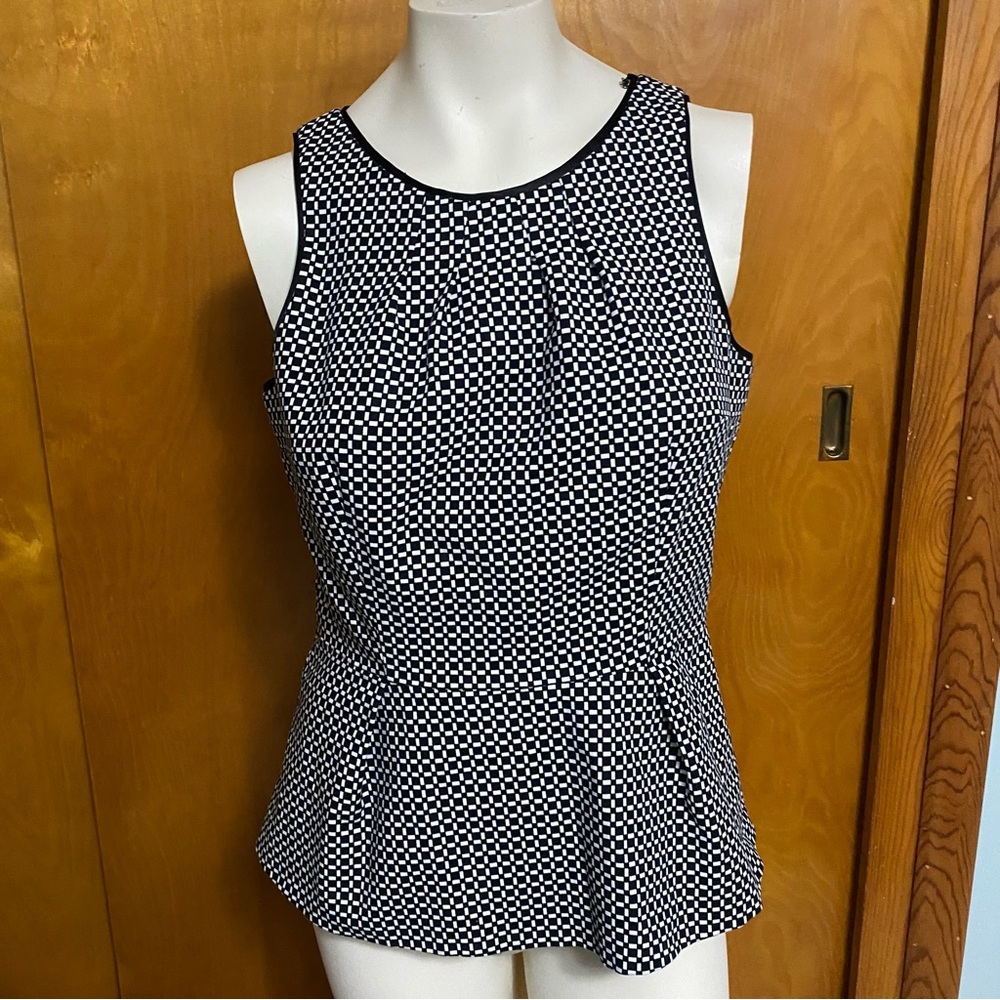 White House Black Market Black & White Peplum Top
